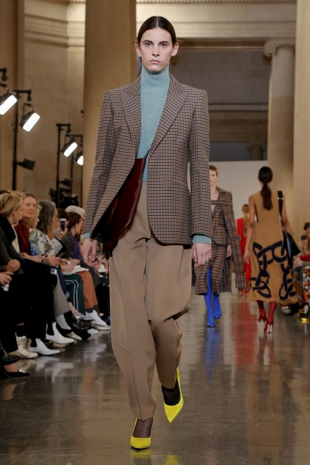 مجموعة فيكتوريا بيكهام لموسم خريف وشتاء 2019-2020