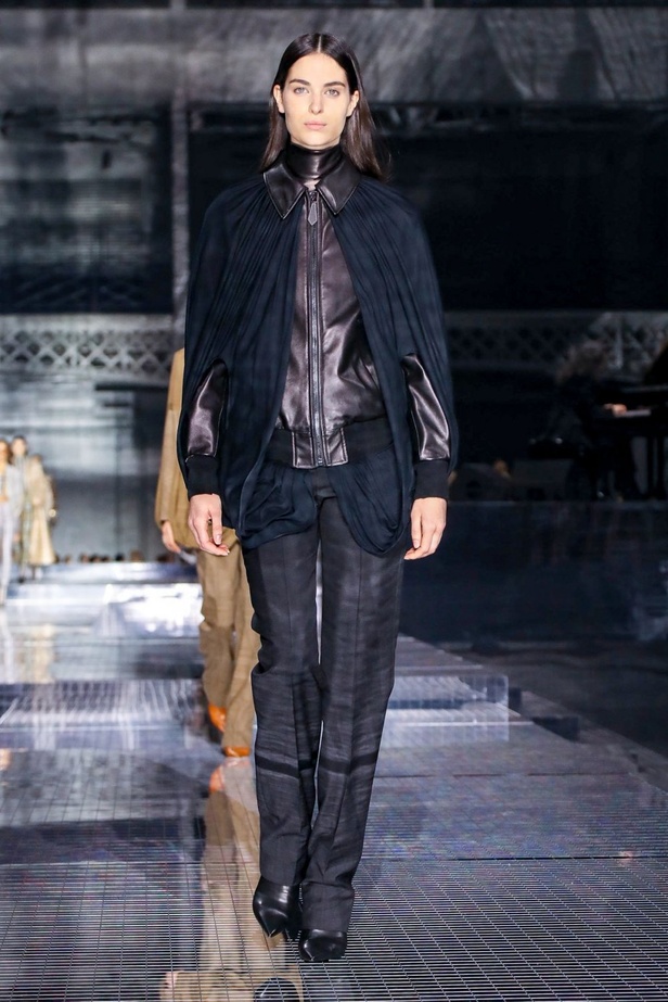 مجموعة بربري لخريف وشتاء 2020-2021 من اسبوع الموضة في لندن