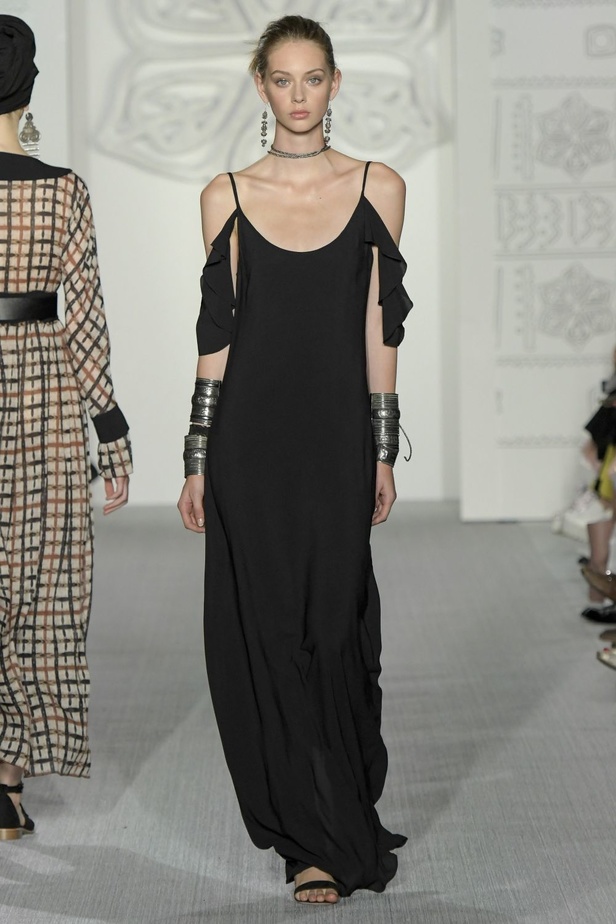 مجموعة Daks لربيع وصيف 2017