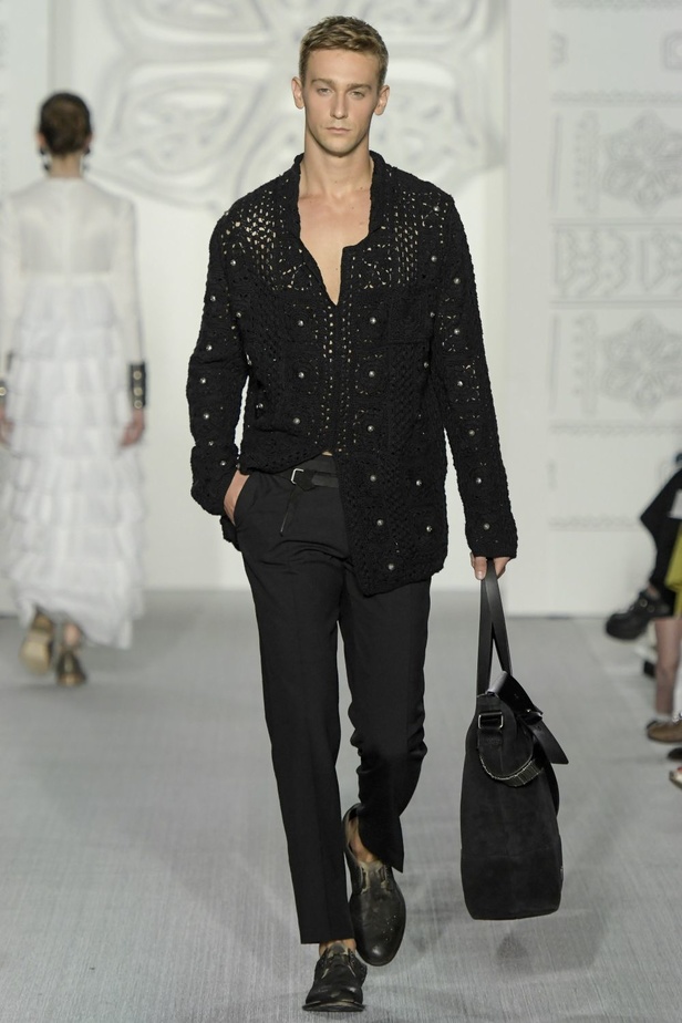 مجموعة Daks لربيع وصيف 2017