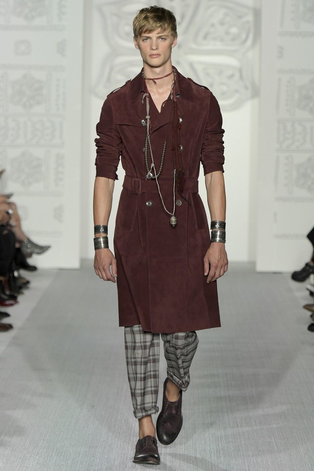 مجموعة Daks لربيع وصيف 2017