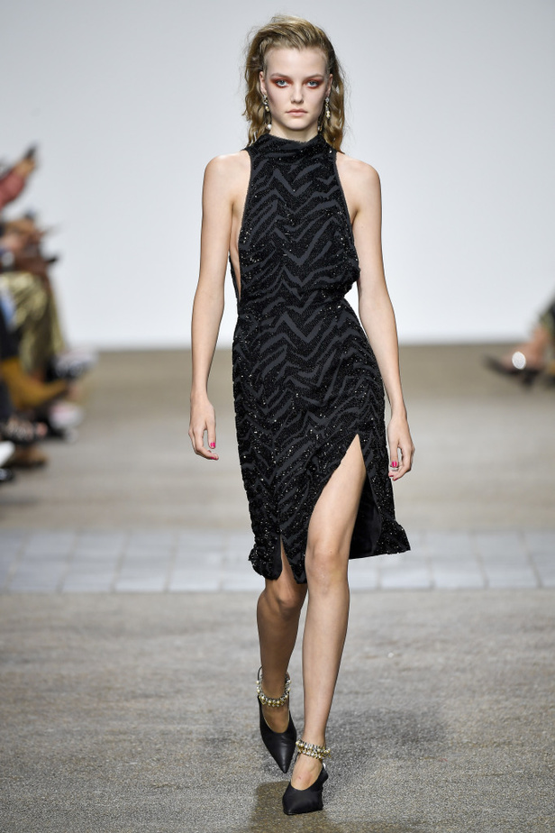 مجموعة TopShop Unique لربيع وصيف ٢٠١٧!