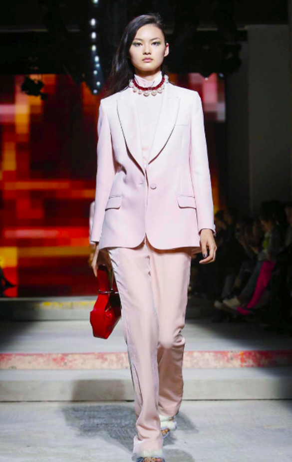 مجموعة Topshop لربيع وصيف 2018