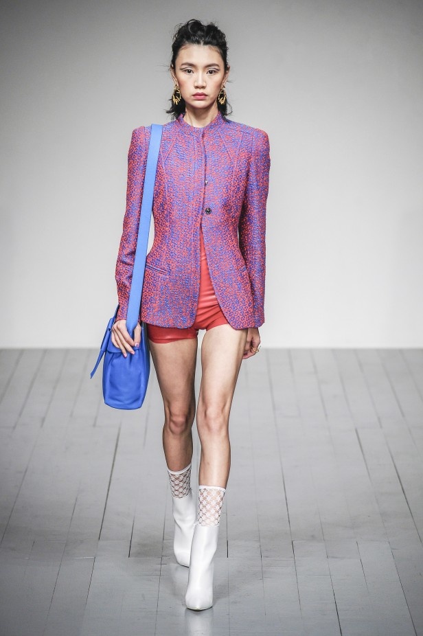 لوحة من الالوان الصيفية في مجموعة Paul Costelloe لربيع وصيف 2019