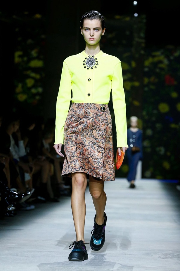 اسبوع الموضة في لندن 2019 أزياء CHRISTOPHER KANE الفاخرة لربيع وصيف 2020