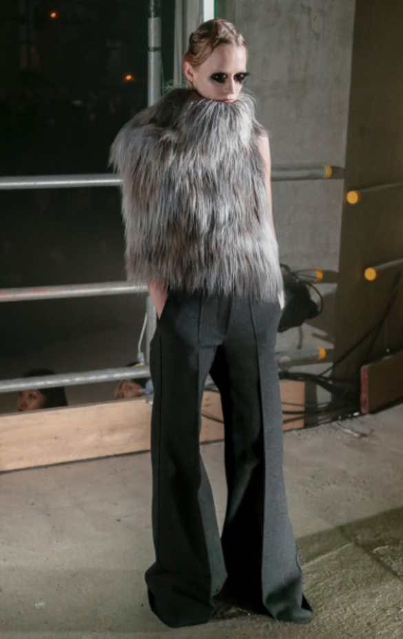 عرض أزياء المصمم Gareth Pugh لخريف وشتاء 2017