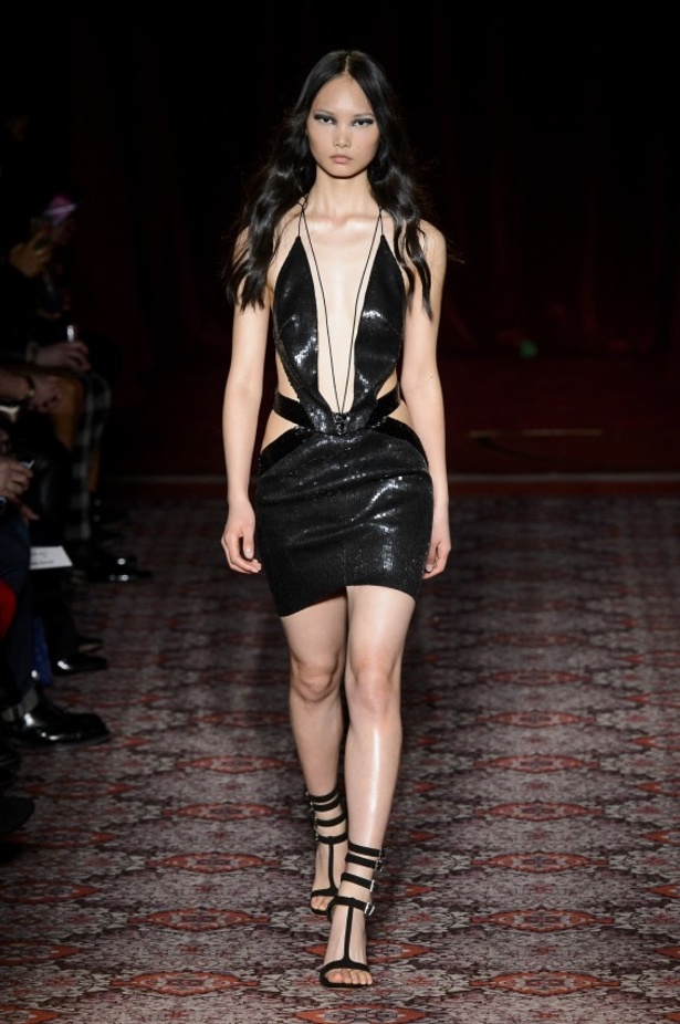 مجموعة جوليان ماكدونالد للألبسة الجاهزة لخريف و شتاء 2017