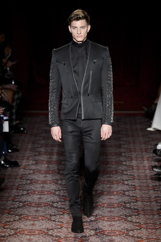 مجموعة جوليان ماكدونالد للألبسة الجاهزة لخريف و شتاء 2017