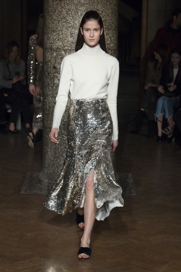 مجموعة EMILIA WICKSTEAD لموسم خريف وشتاء 2017