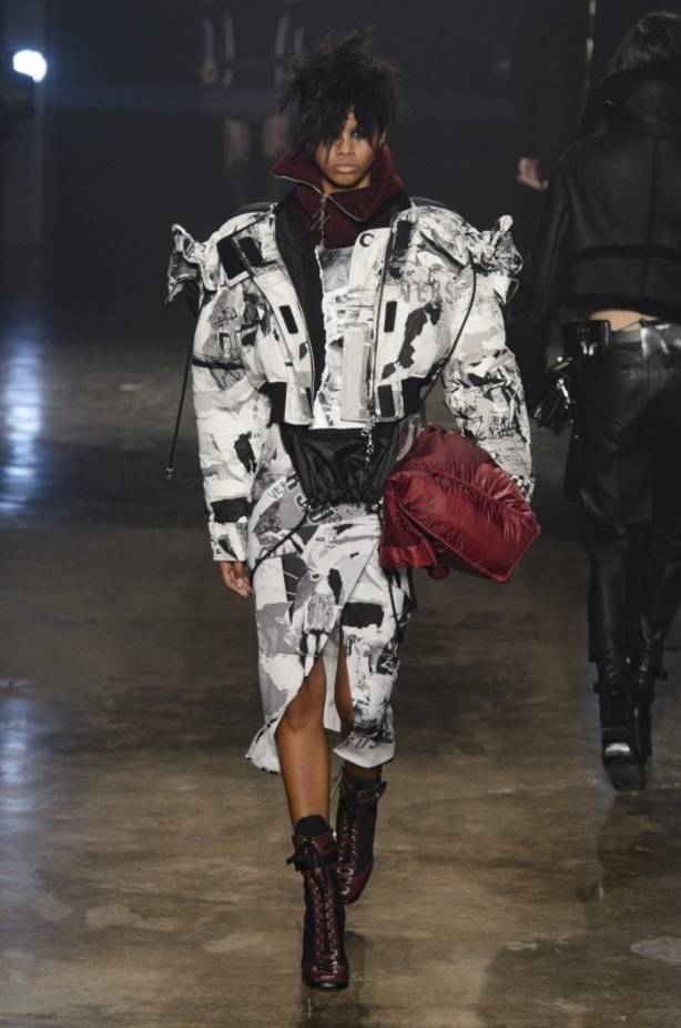 مجموعة Versus Versace للألبسة الجاهزة لخريف و شتاء 2017