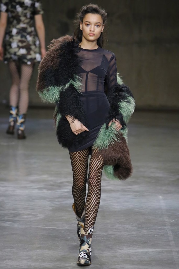 مجموعة هاوس أوف هولاند للألبسة الجاهزة لخريف و شتاء 2017