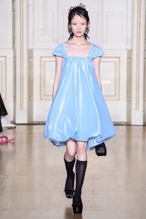 مجموعة  Simone Rocha لخريف 2019