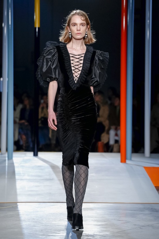 مجموعة Preen By Thornton Bregazzi للألبسة الجاهزة لخريف و شتاء 2019