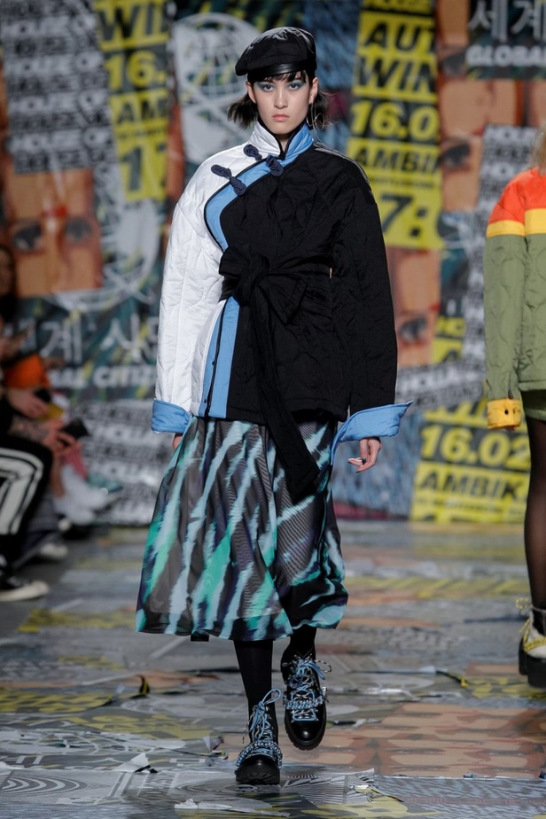 عرض أزياء هاوس أوف هولاند لخريف وشتاء 2019‏