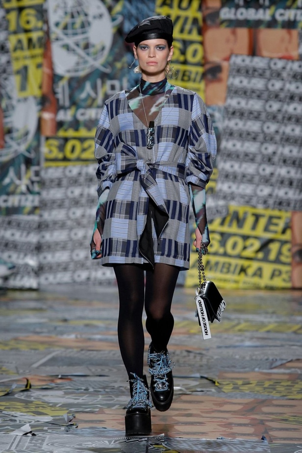 عرض أزياء هاوس أوف هولاند لخريف وشتاء 2019‏