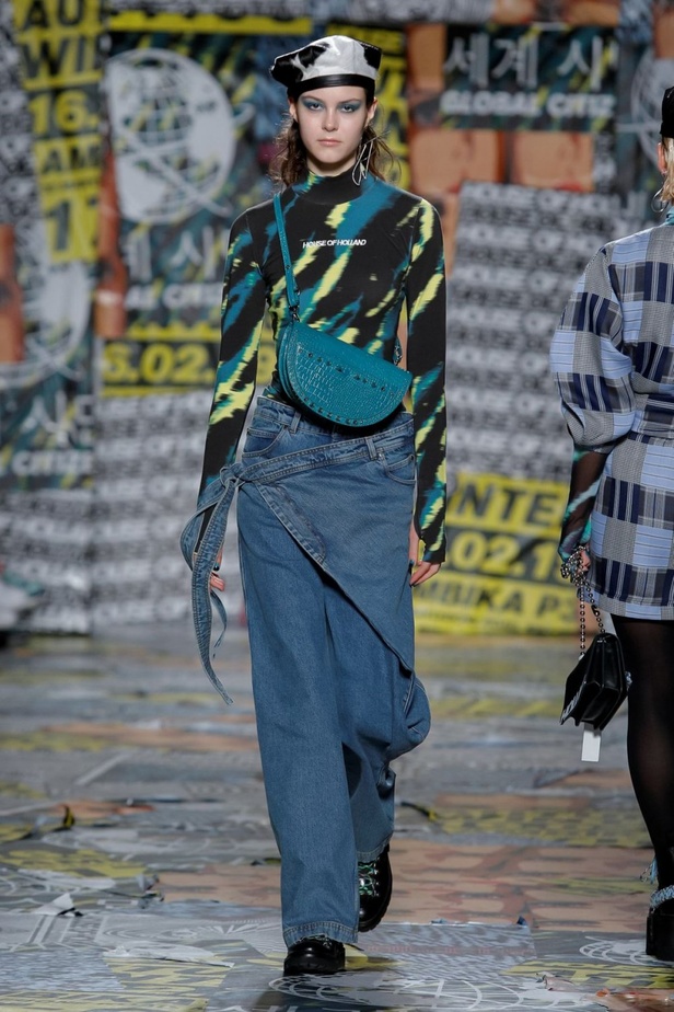 عرض أزياء هاوس أوف هولاند لخريف وشتاء 2019‏