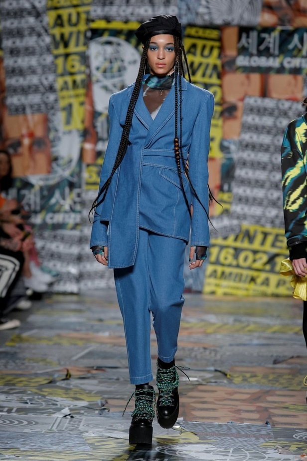 عرض أزياء هاوس أوف هولاند لخريف وشتاء 2019‏