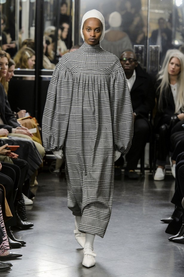 مجموعة Emilia Wickstead  لخريف وشتاء 2019