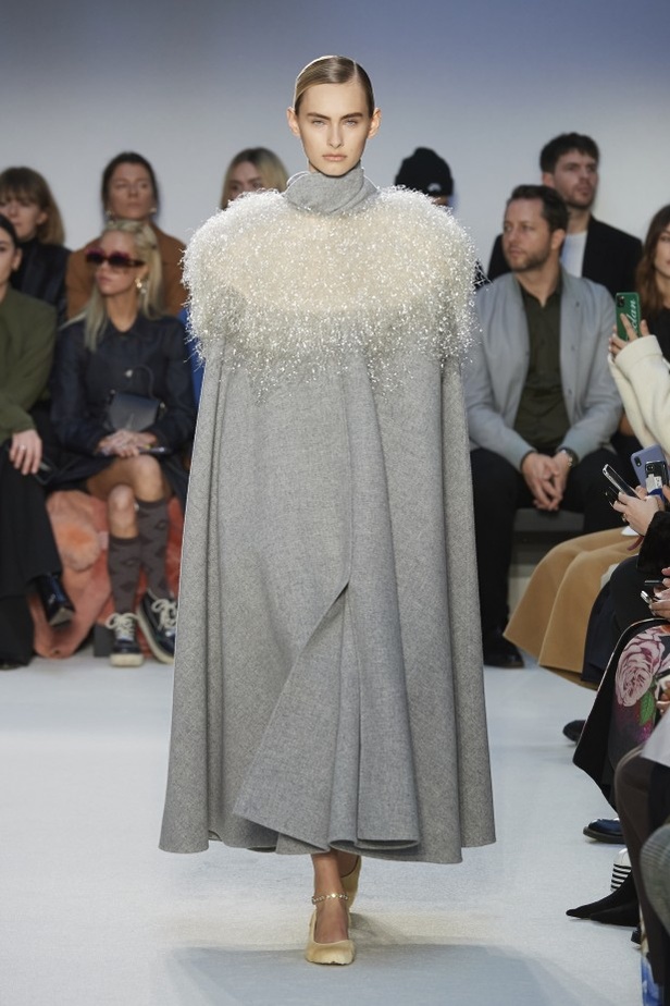 مجموعة JW Anderson للالبسة الجاهزة من اسبوع الموضة في لندن 2020