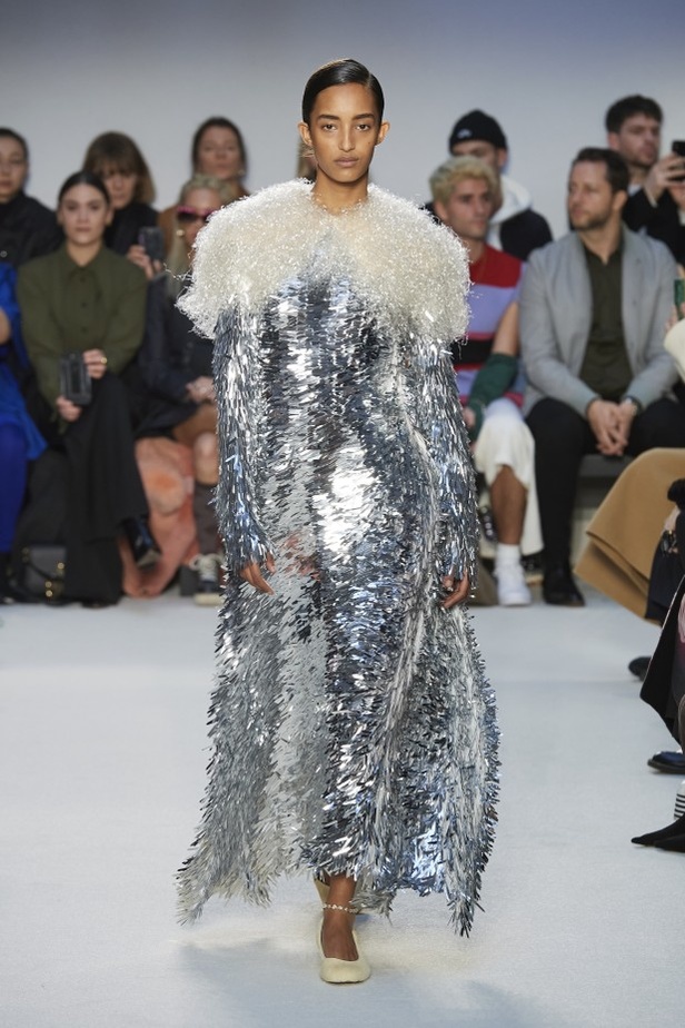 مجموعة JW Anderson للالبسة الجاهزة من اسبوع الموضة في لندن 2020