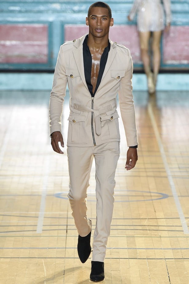 مجموعة جوليان ماكدونالد لموسم ربيع وصيف 2017