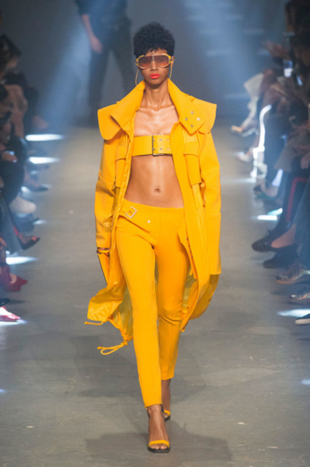 مجموعة فرسوس فيرساتشي لموسم ربيع وصيف 2017