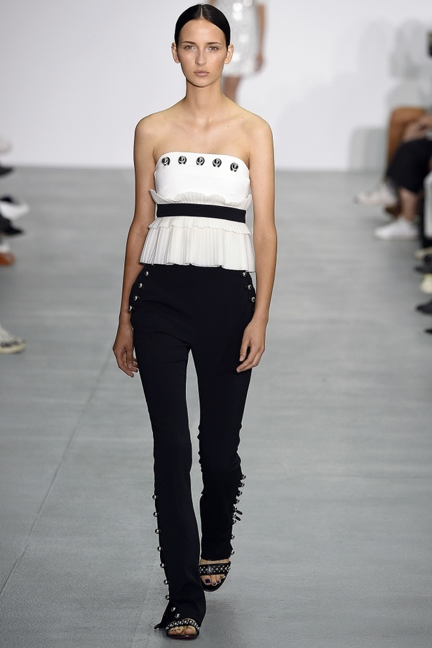 مجموعة David Koma لربيع وصيف 2017