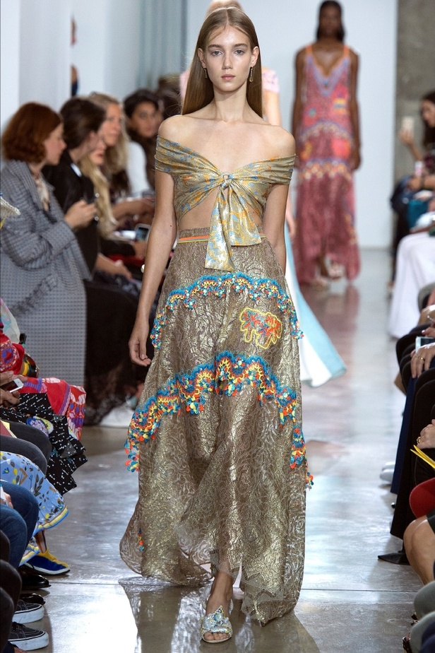 مجموعة "بيتر بيلوتو" لموسم ربيع وصيف 2107