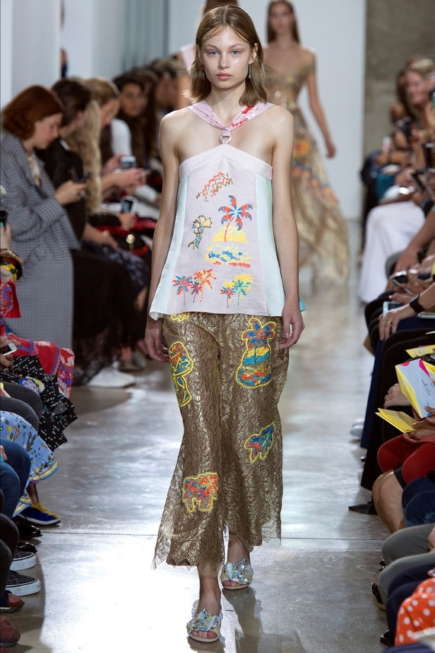 مجموعة "بيتر بيلوتو" لموسم ربيع وصيف 2107