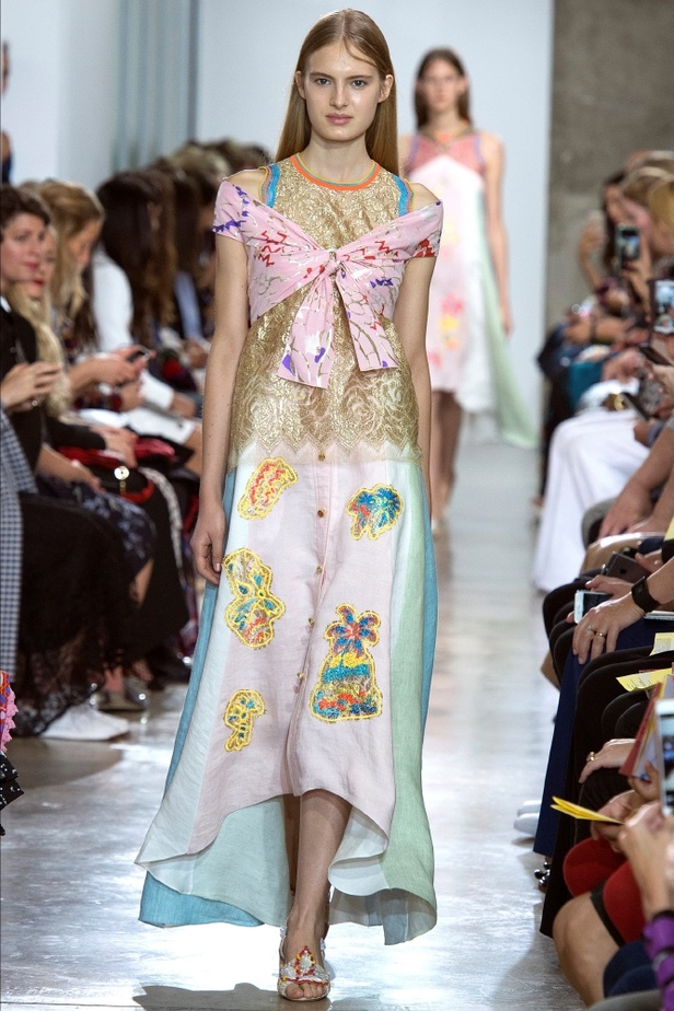 مجموعة "بيتر بيلوتو" لموسم ربيع وصيف 2107