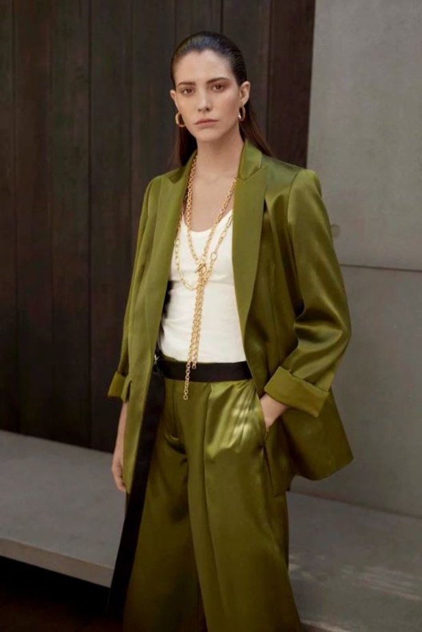 مجموعة Amanda Wakeley لربيع وصيف 2019