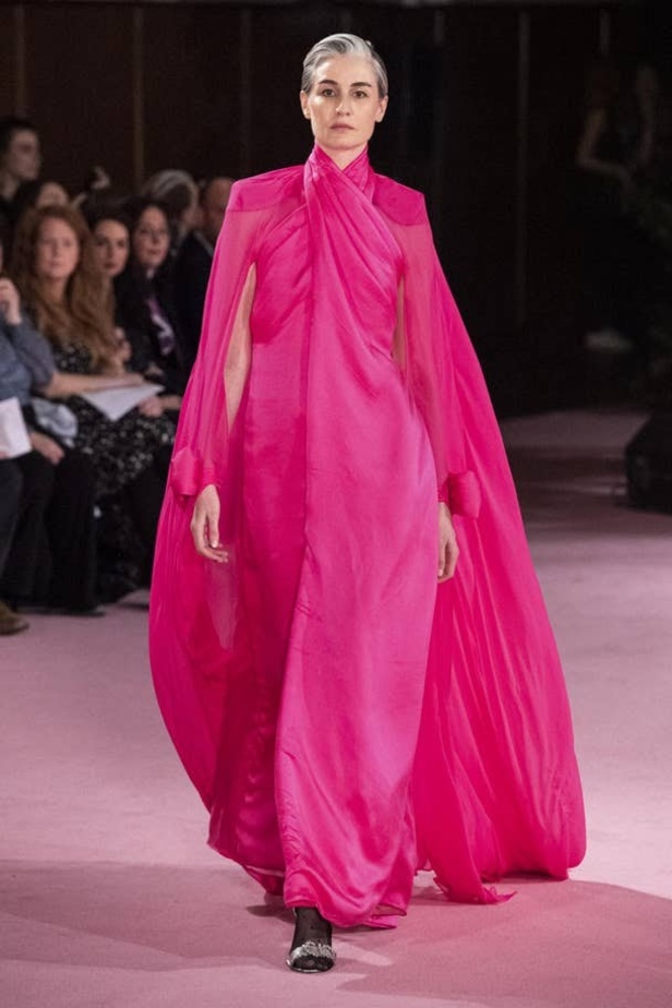 اسبوع الموضة في لندن 2019  مجموعة RICHARD QUINN للأزياء  لربيع وصيف 2020