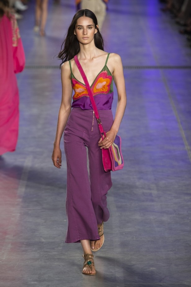 اسبوع الموضة في ميلان 2019 أزياء ALBERTA FERRETTI الفاخرة لربيع وصيف 2020