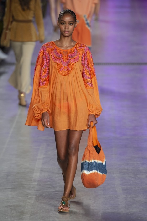 اسبوع الموضة في ميلان 2019 أزياء ALBERTA FERRETTI الفاخرة لربيع وصيف 2020