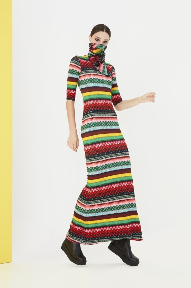 عرض ازياء ALICE AND OLIVIA BY STACEY BENDET في نيويورك لموسم ربيع وصيف 2021