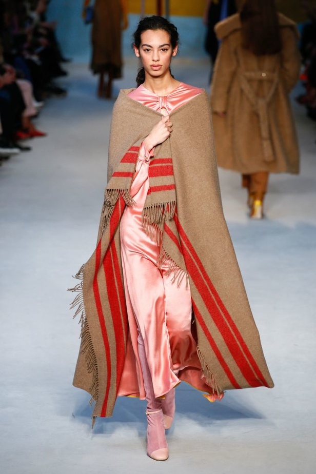 مجموعة Roksanda لخريف 2018