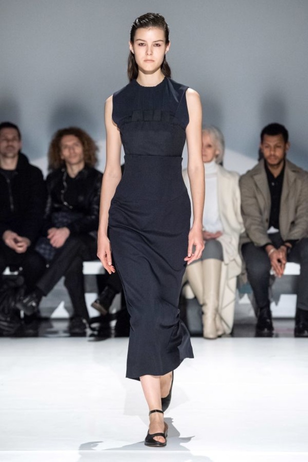 مجموعة Chalayan  للألبسة الجاهزة لخريف 2019