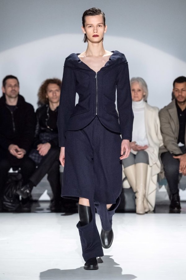 مجموعة Chalayan  للألبسة الجاهزة لخريف 2019