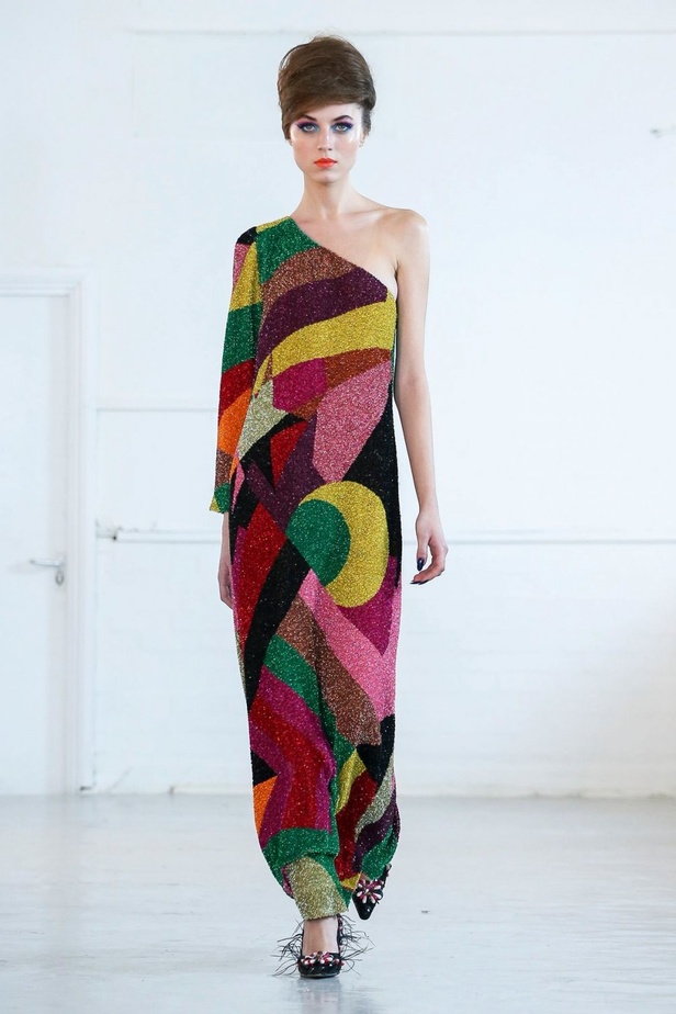 ازياء ASHISH الجاهزة من اسبوع الموضة في لندن لخريف وشتاء2020-2021