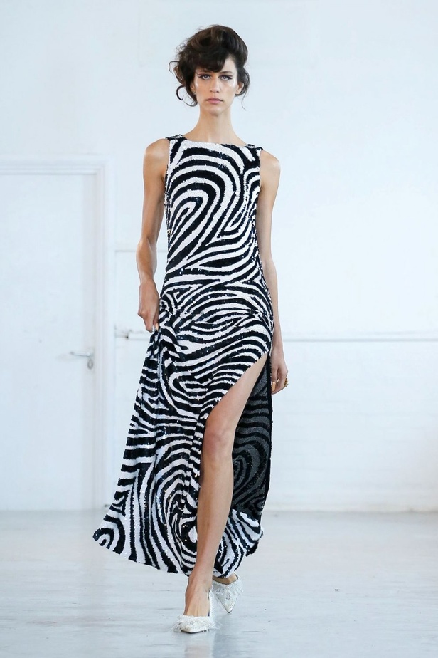 ازياء ASHISH الجاهزة من اسبوع الموضة في لندن لخريف وشتاء2020-2021