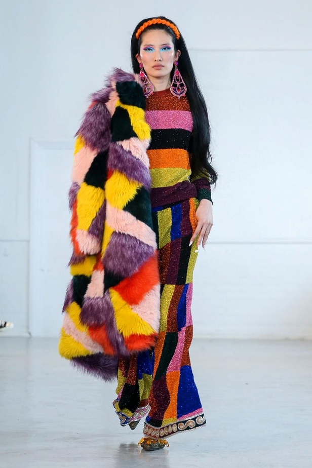 ازياء ASHISH الجاهزة من اسبوع الموضة في لندن لخريف وشتاء2020-2021