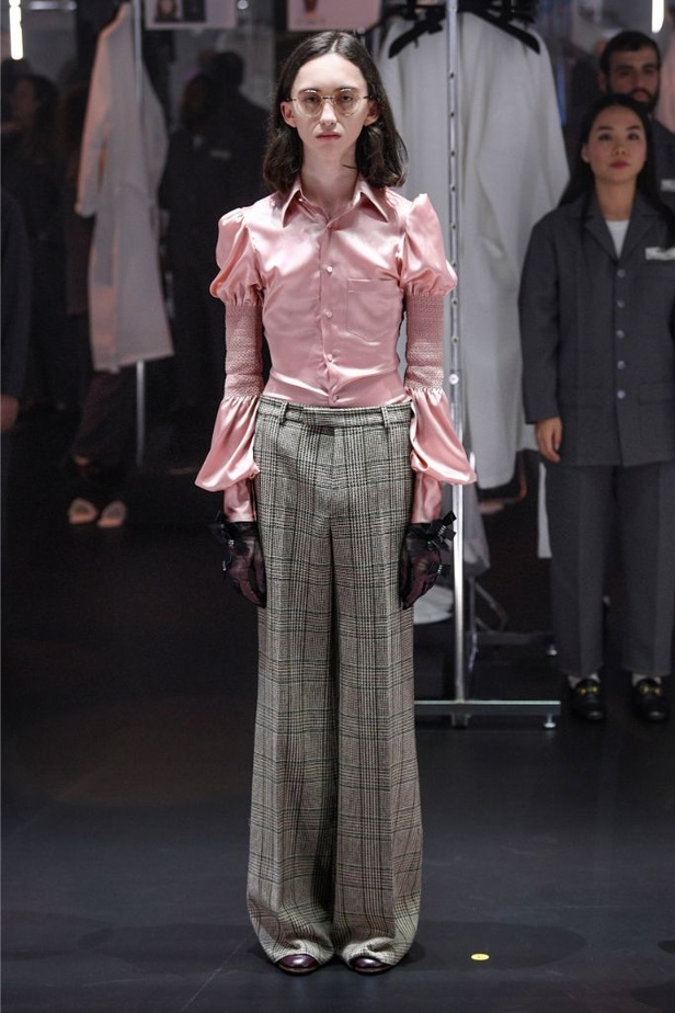 عرض ازياء دار GUCCI لخريف وشتاء 2020-2021 مباشرة من ميلانو 