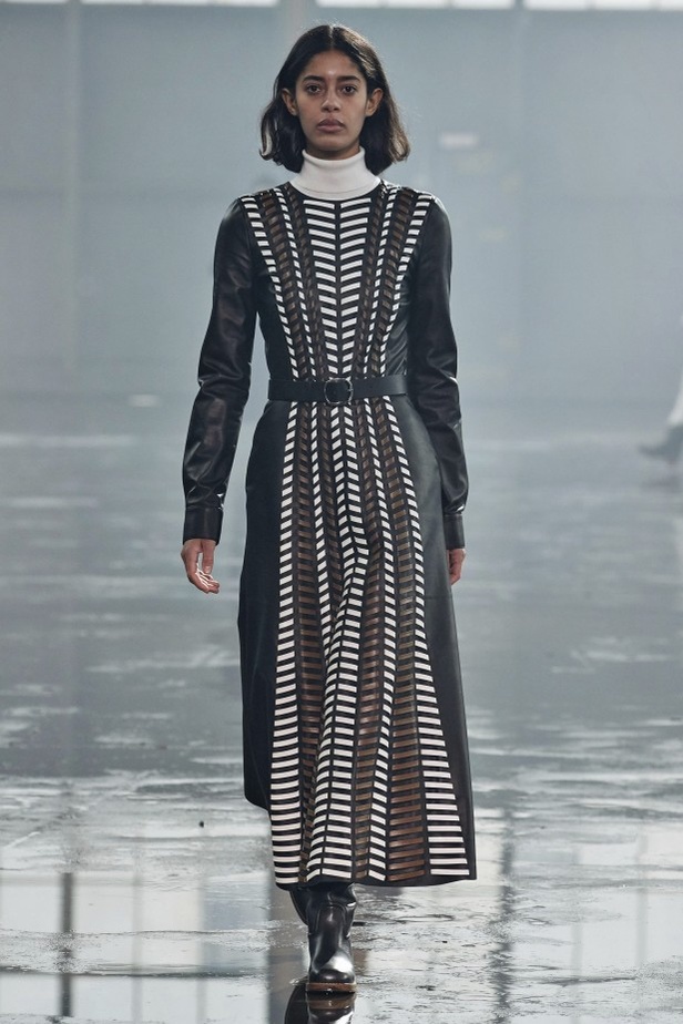 عرض ازياء مجموعة Gabriela Hearst لموسم خريف وشتاء 2021 من اسبوع الموضة في نيويورك
