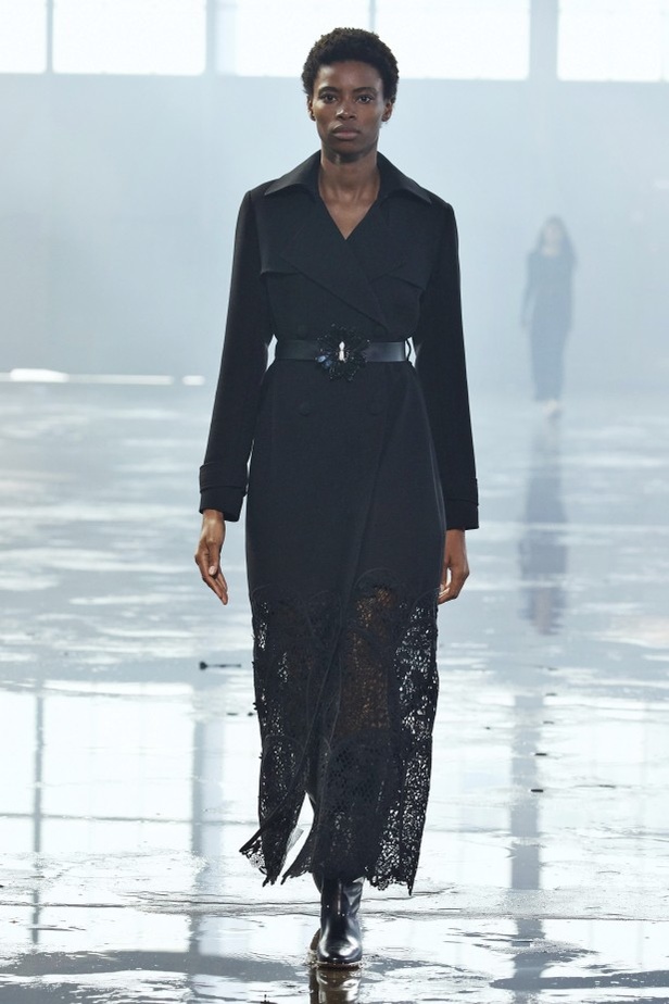 عرض ازياء مجموعة Gabriela Hearst لموسم خريف وشتاء 2021 من اسبوع الموضة في نيويورك