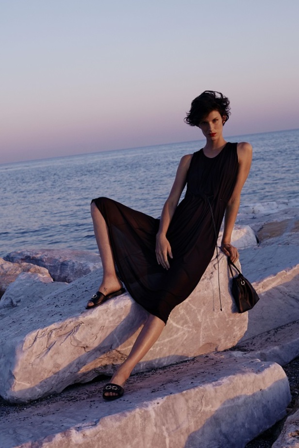 عرض ازياء دار Salvatore Ferragamo مجموعة ما قبل ربيع 2021