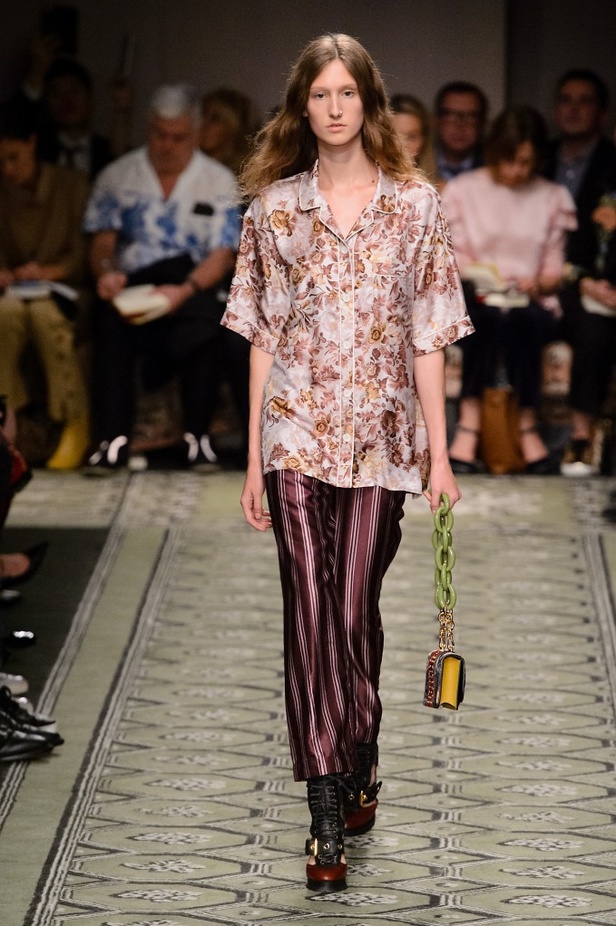 مجموعة “بربري” لموسم خريف وشتاء 2016-2017 من منصة العرض الى الاسواق فورا