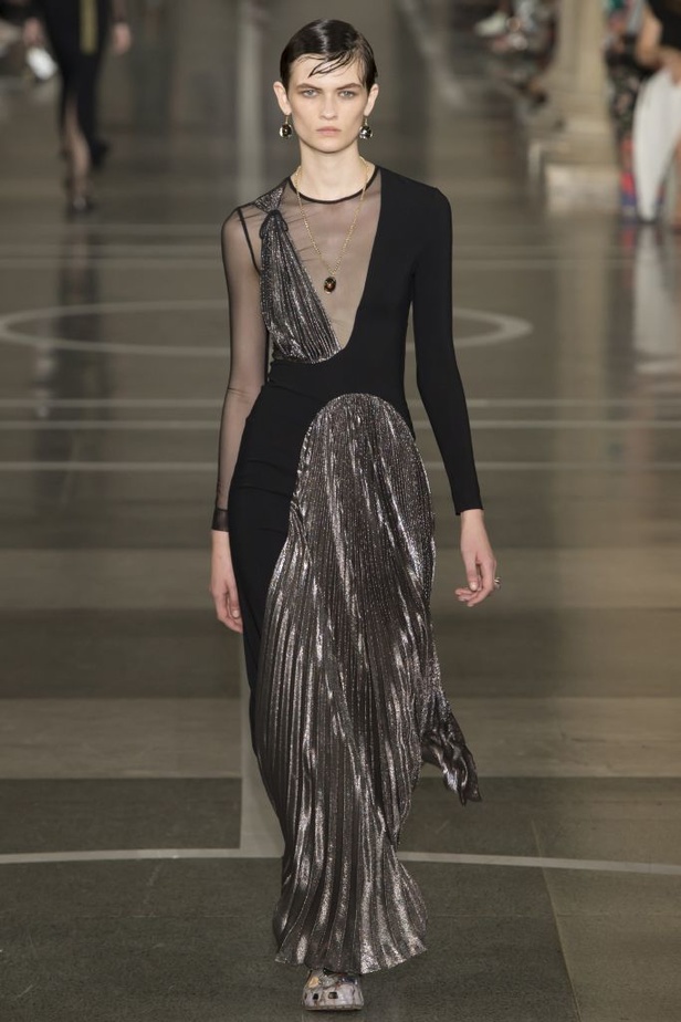 مجموعة Christopher Kane لربيع وصيف 2017