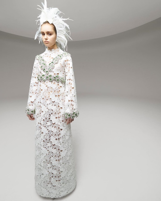 عرض مجموعة Giambattista Valli للأزياء الراقية 2020