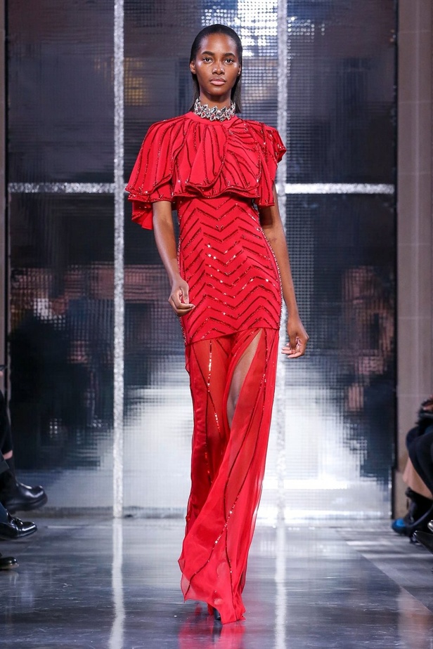 مجموعة أزارو لموسم ربيع وصيف 2020 للهوت كوتور