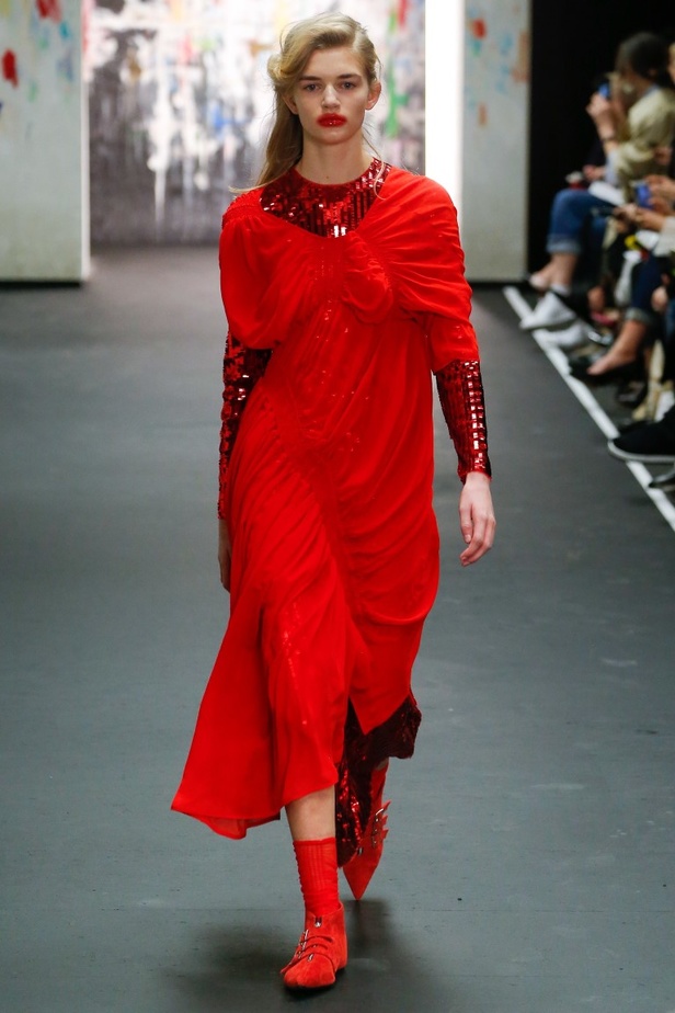 عرض أزياء برين لموسم خريف وشتاء 2017